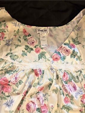 Vanity Fair 3X Silk Nightgown Floral Lace Trim Sleep Dress Plus Size